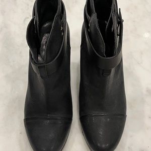 Rag and bone black leather bootie